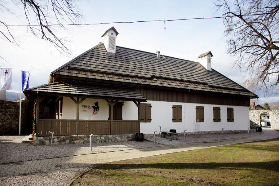 Holiday Home Trzan Йосипдол Экстерьер фото